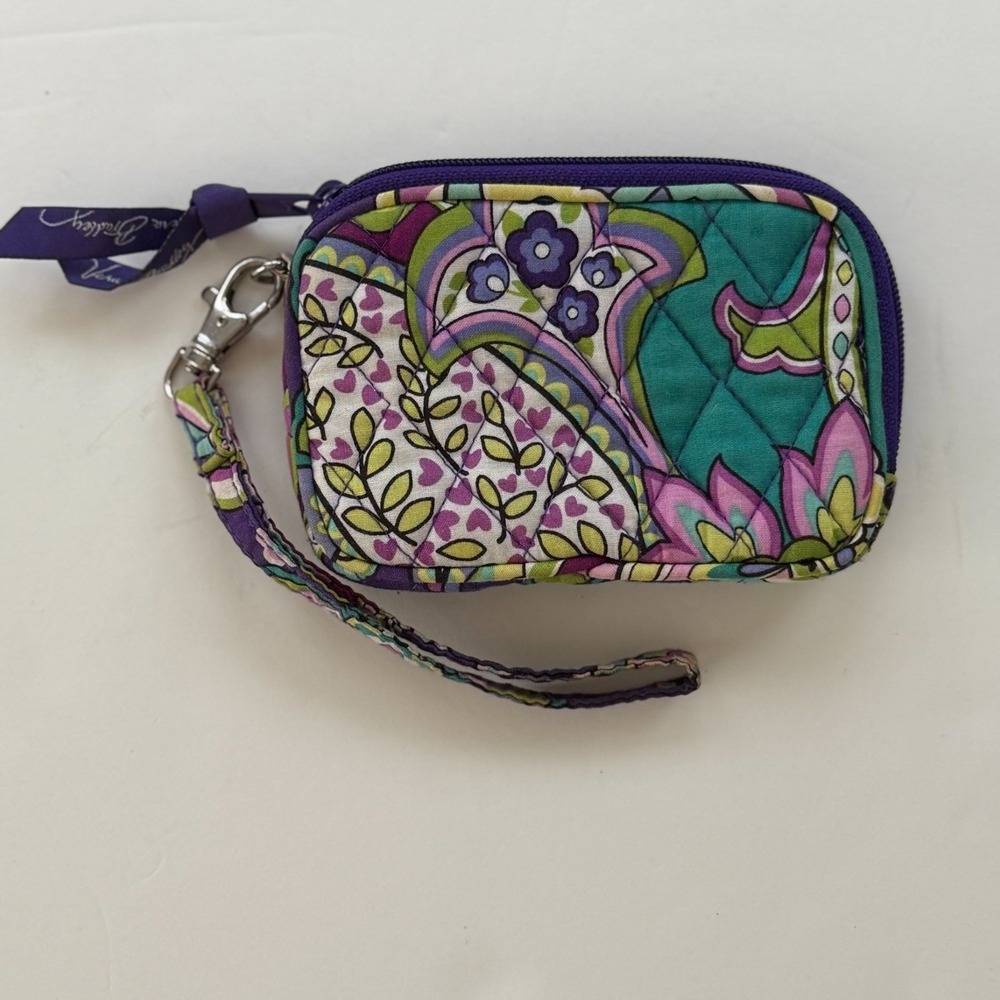 Vera Bradley Small Quilted Floral Wristlet Coin Purse Zip Closure Removable Stra